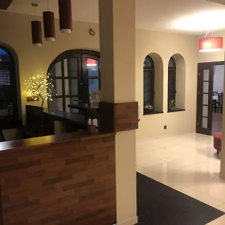 게스트하우스 Podzamcze 올쿠시