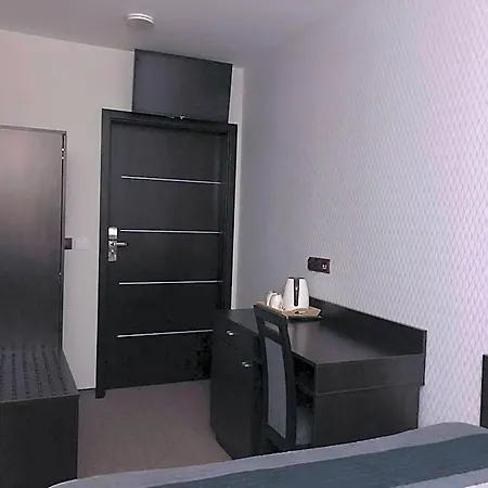 Podzamcze 게스트하우스 4*